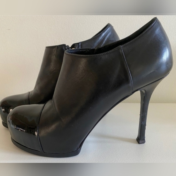 YSL Yves Saint Laurent Black Ankle Boots With Original Box - Picture 3 of 16